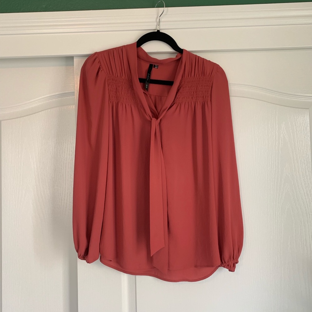 Long sleeve bow tie top xs